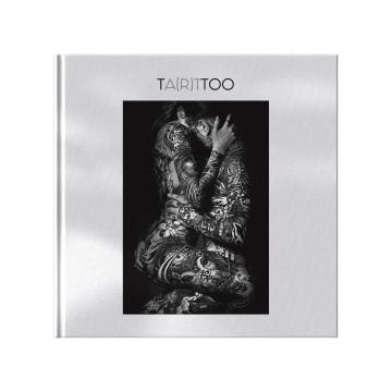TA(R)TTOO Black & White Table Book